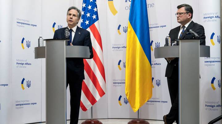 Blinken et Kuleba discutent de la formule de paix proposée par Kiev