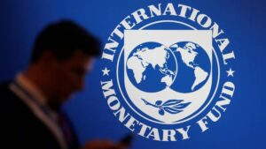 L'Ukraine et le FMI conviennent d'une série de prêts de 15,6 milliards de dollars