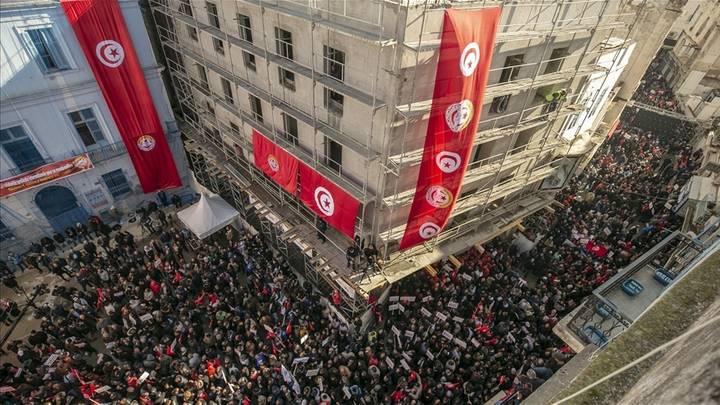 Tunisie: manifestations contre la dégradation de la situation économique et sociale