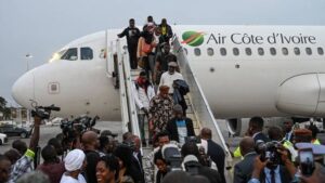 Migrants en Tunisie: des centaines d'Ivoiriens et Maliens de retour dans leurs pays