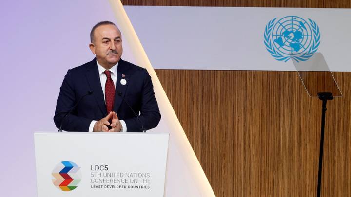 Cavusoglu: Ankara travaille dur pour la prolongation de l’accord des céréales ukrainiennes