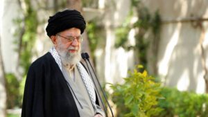 “L’empoisonnement des étudiantes en Iran est un crime grave et impardonnable”, déclare Ali Khamenei