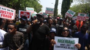Nigeria: l'opposition manifeste contre le résultat de la présidentielle