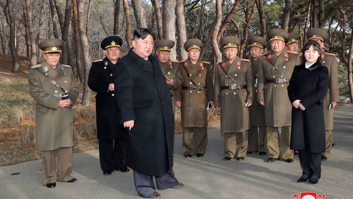 Corée du Nord: Kim ordonne des manoeuvres militaires renforcées en vue d'une "guerre réelle"