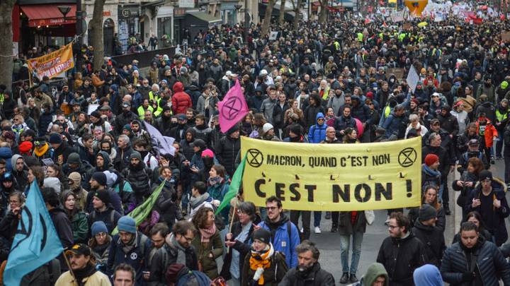 France: le Sénat adopte la réforme contestée des retraites