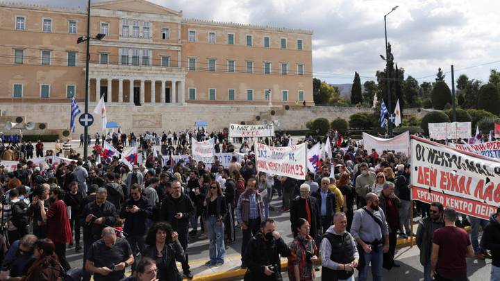 Grèce: nouvelle vague de manifestation après l'accident de train
