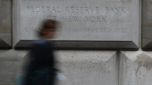 La Réserve fédérale américaine relève ses taux d'intérêt de 25 points de base