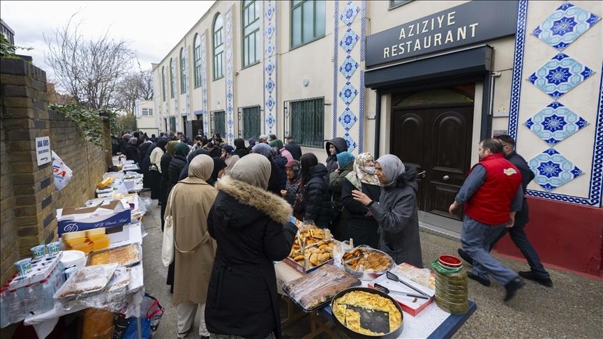 Londres : Marché caritatif au profit des victimes des tremblements de terre en Türkiye