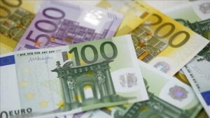 France: le gouvernement doit faire du redressement des finances publiques une priorité nationale (Cour des comptes)