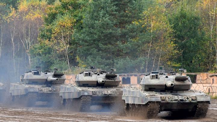Espagne: les six chars Leopard en route pour l'Ukraine