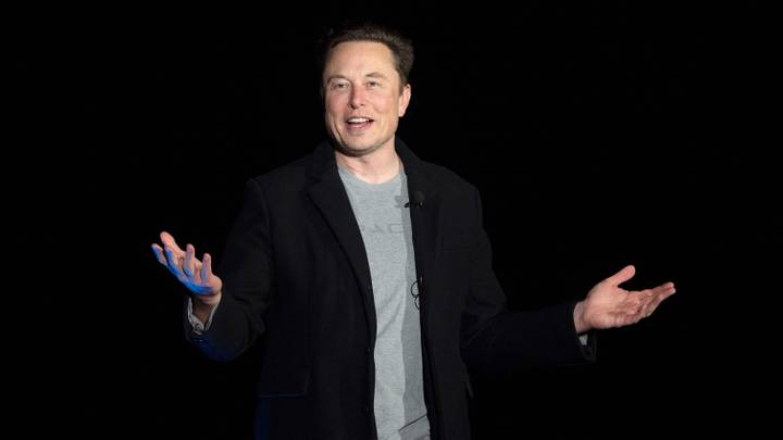 Elon Musk travaille sur un projet d'intelligence artificielle pour Twitter
