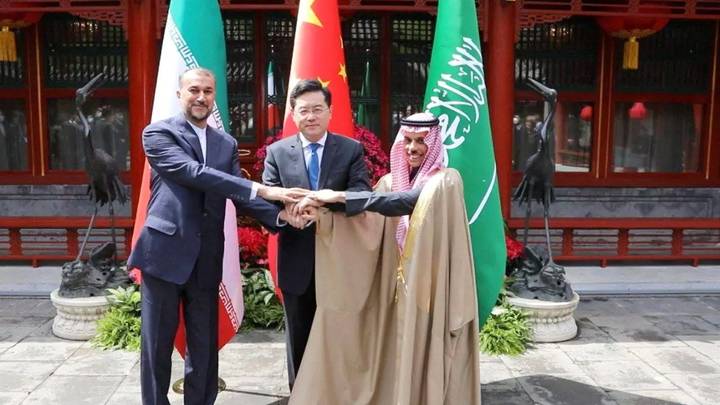 Rencontre des MAE saoudien et iranien à Pékin pour la première fois depuis 7 ans