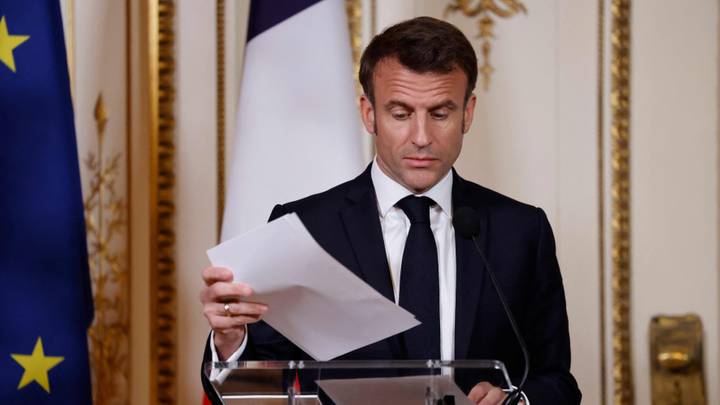 Macron: être "allié" des Etats-Unis ne signifie pas être "vassal"