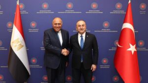 La Turquie et l'Égypte prennent des mesures concrètes pour renforcer leurs relations diplomatiques