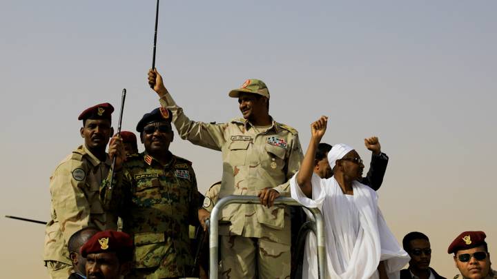 Soudan: Les paramilitaires disent contrôler le palais présidentiel et l'aéroport