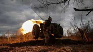 Ukraine : 25 morts dans des frappes russes, Kiev se dit prêt pour son offensive de printemps