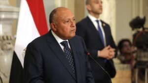 Sameh Shoukry parle à la télévision grecque du réchauffement des relations avec Ankara