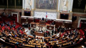 France: nouvelle bataille à l'Assemblée autour de la retraite à 64 ans