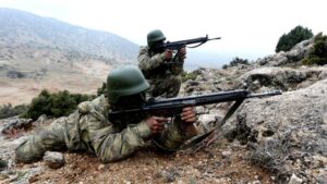 Un dirigeant du PKK "neutralisé" par les services de renseignement turcs dans le nord de l'Irak