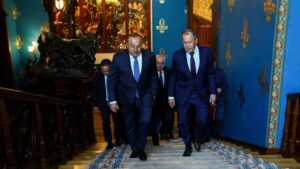 Entretiens à hui-clos entre Cavusoglu et Lavrov en marge de la réunion quadrilatérale sur la Syrie