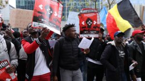 Des étudiants africains protestent contre les discriminations en Belgique