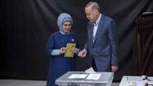En direct: Erdogan et les candidats de l'opposition à la course présidentielle ont voté
