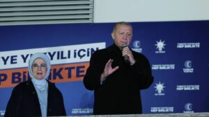 Erdogan veut "couronner le succès obtenu le 14 mai par une plus grande victoire"