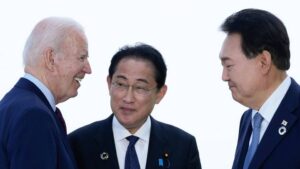 Biden invite les dirigeants japonais et sud-coréen pour une rencontre trilatérale à Washington