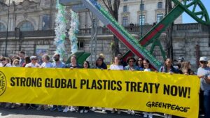 Réunion à Paris sur le traité mondial contre la pollution plastique