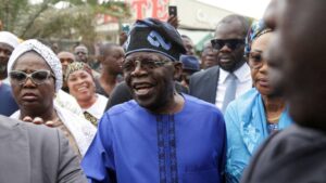 Nigeria : le 16ème président du pays, Bola Tinubu, prête serment