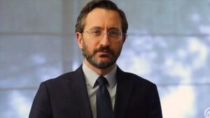 Fahrettin Altun dénonce la tentative d'un éditorialiste américain de dénigrer les élections turques