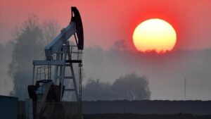 Les revenus pétroliers et gaziers russes déclinent de 52 % en janvier-avril 2023