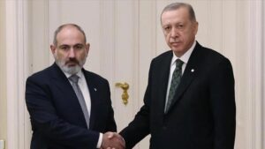 Le premier ministre arménien félicite Erdogan pour sa réélection à la présidence de la Türkiye