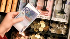 L'UE prépare l'arrivée d'un euro numérique que personne n'attend