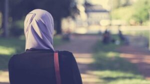 Polémique sur les abayas à l’école:  Le CFCM hausse le ton