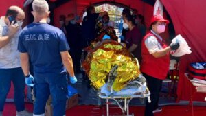 Au moins 32 morts après le naufrage d'un bateau de migrants au large de la Grèce