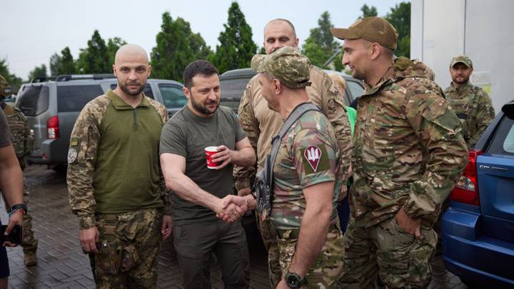Zelensky: l'armée ukrainienne a progressé dans tous les secteurs de la ligne de front