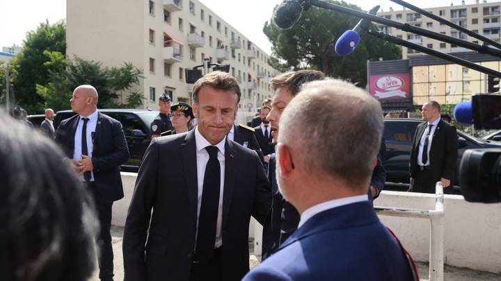 Adolescent tué par un policier en France: "inexplicable" et "inexcusable", estime Macron