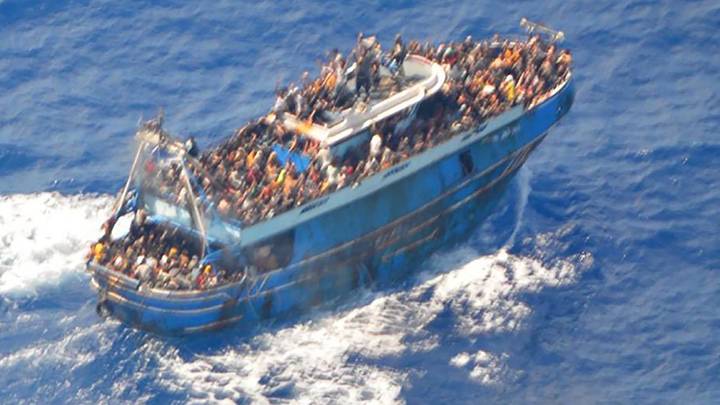 De nouvelles révélations contredisent la Grèce sur le naufrage d'un navire de migrants