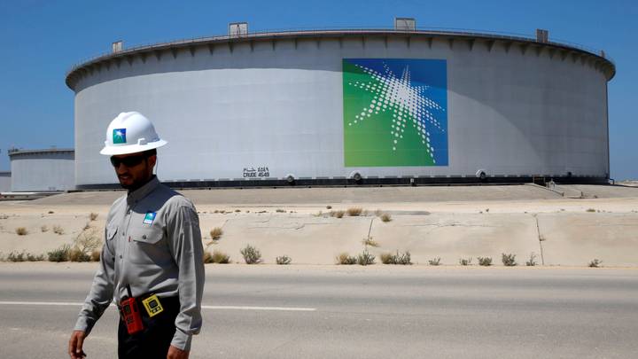L'Arabie saoudite prolonge la réduction de sa production de pétrole