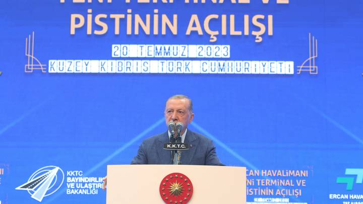 Le président turc exhorte la communauté internationale à suspendre les restrictions sur la RTCN