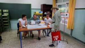 L'Espagne se rend aux urnes pour décider de son avenir politique