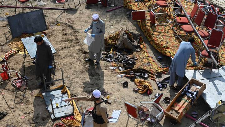 Pakistan: au moins 44 morts dans un attentat lors d'un meeting