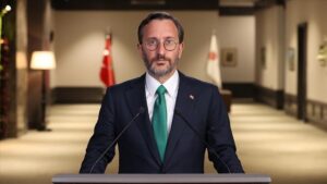 Fahrettin Altun dénonce les "allégations infondées" de Reuters sur la famille du président Erdogan
