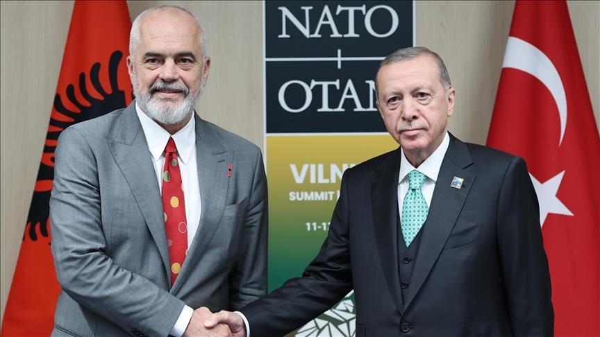 Sommet de l'Otan : réunion entre Erdogan et le Premier ministre albanais