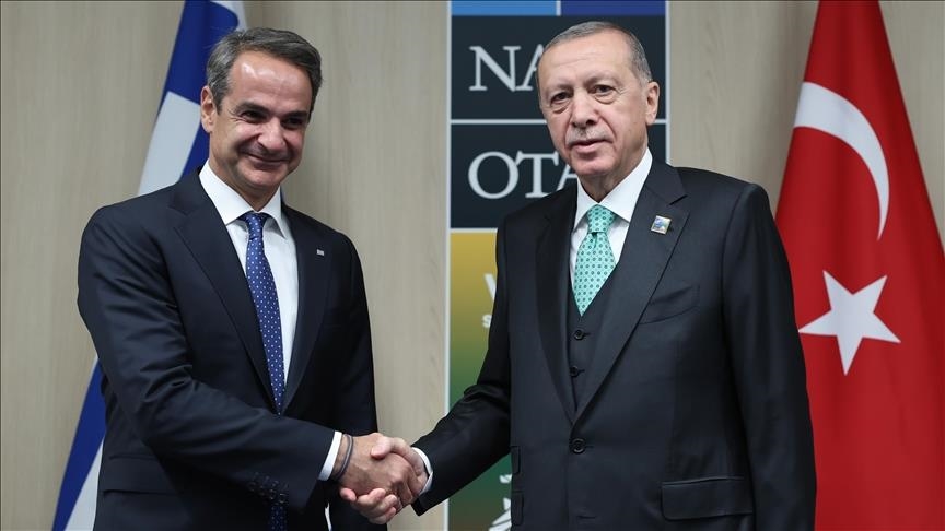 Erdogan rencontre le Premier ministre grec au Sommet de l'Otan