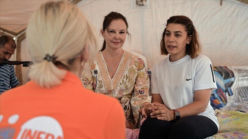 Türkiye : L'actrice américaine Ashley Judd visite les zones touchées par le tremblement de terre