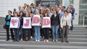 Fin de la grève au JDD: des dizaines de journalistes s’apprêtent à quitter la rédaction