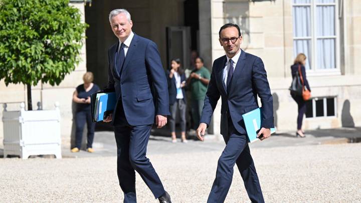Nouvelle saison fiscale: le gouvernement français reporte la réduction d'impôts