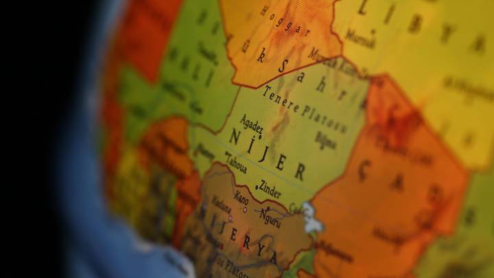 Le Niger rouvre ses frontières terrestres et aériennes avec cinq pays frontaliers